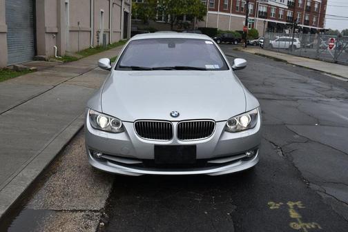 2011 BMW 335 335i