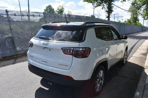Bright White Clearcoat 2025 Jeep Compass Limited