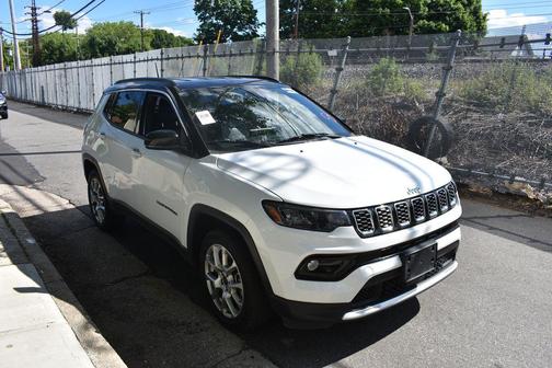Bright White Clearcoat 2025 Jeep Compass Limited