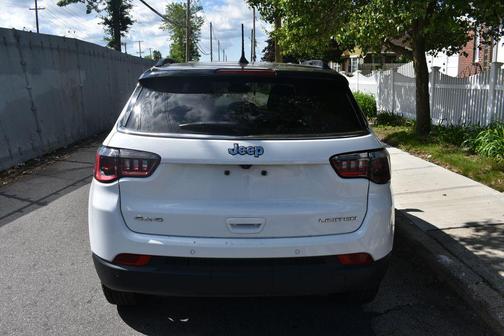Bright White Clearcoat 2025 Jeep Compass Limited