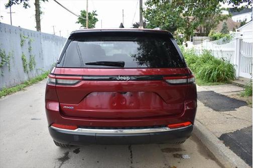 2023 Jeep Grand Cherokee 4xe Base