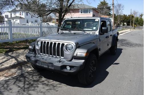 2021 Jeep Gladiator Sport
