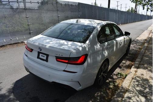 2022 BMW 330 330i
