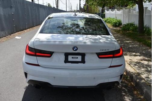 2022 BMW 330 330i