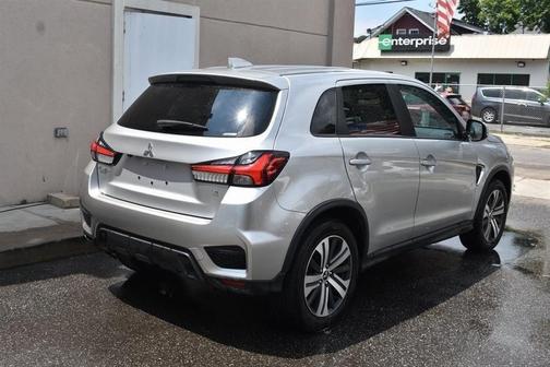 2023 Mitsubishi Outlander Sport SE