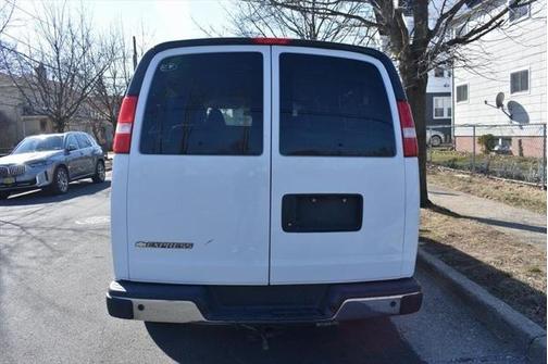 2022 Chevrolet Express 3500 RWD 3500 Extended Wheelbase LS