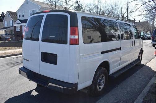 2022 Chevrolet Express 3500 RWD 3500 Extended Wheelbase LS