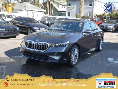Dark Graphite Metallic 2025 BMW 530 xDrive