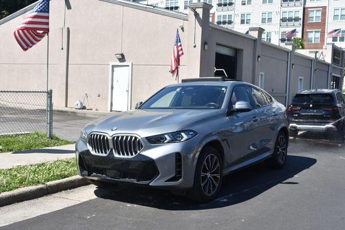 Skyscraper Gray Metallic 2025 BMW X6 xDrive40i