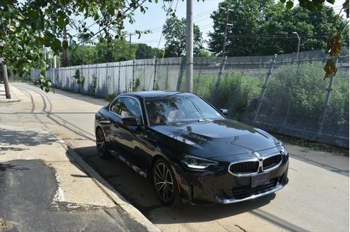 2022 BMW 230 i