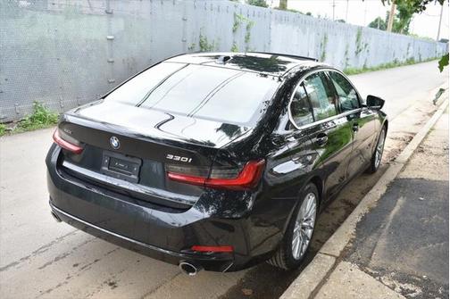 2024 BMW 330 i xDrive