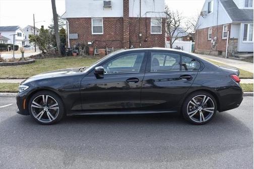 2024 BMW 330 i xDrive