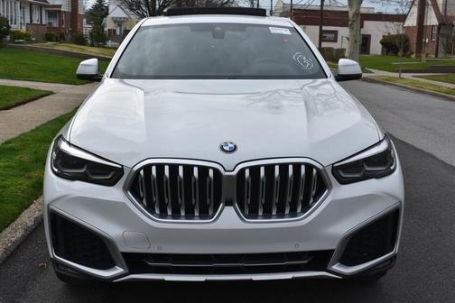2021 BMW X6 sDrive40i