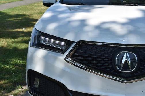 Photo 4 of 32 of 2020 Acura MDX 3.5L Technology & A-Spec Pkgs