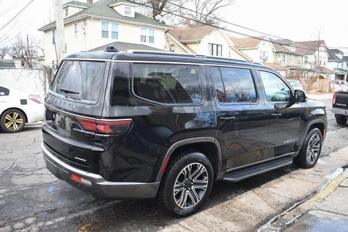 2022 Jeep Wagoneer Series III 4x4