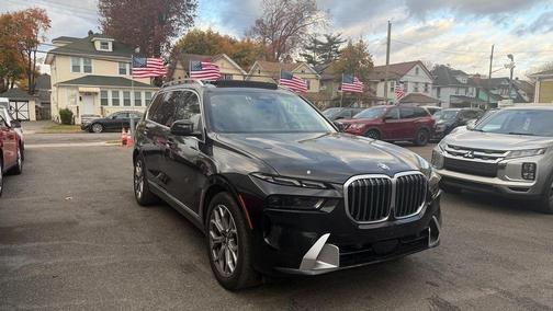 2025 BMW X7 xDrive40i