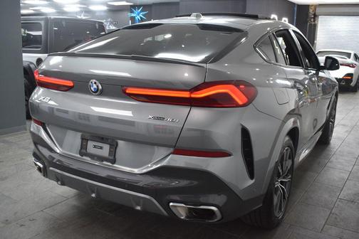 2025 BMW X6 xDrive40i