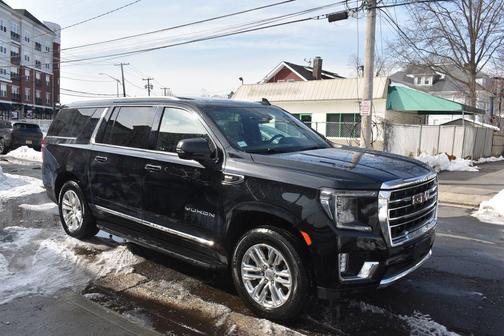 2024 GMC Yukon XL SLT
