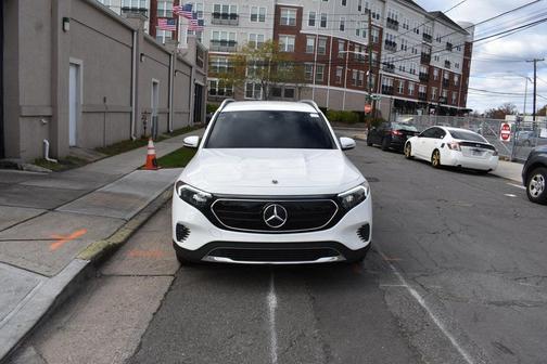 2023 Mercedes-Benz EQB 300 4MATIC