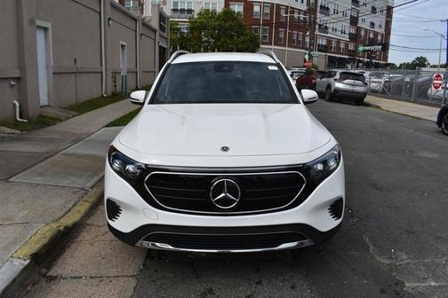 2023 Mercedes-Benz EQB 300 4MATIC