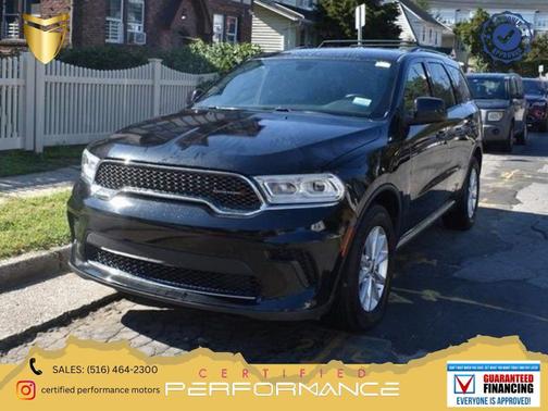 DB Black Crystal Clearcoat 2026 Dodge Durango GT RWD