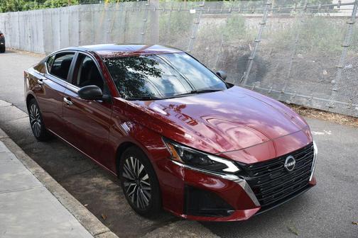 Scarlet Ember 2025 Nissan Altima 2.5 SV