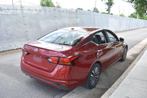 Scarlet Ember 2025 Nissan Altima 2.5 SV