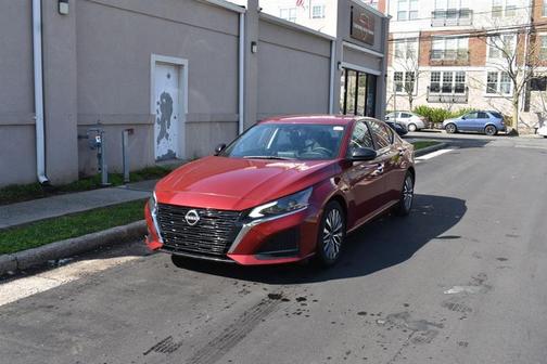 Scarlet Ember 2025 Nissan Altima 2.5 SV