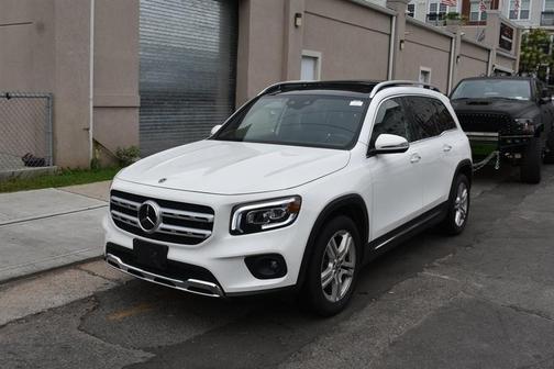 2025 Mercedes-Benz GLB 250 4MATIC