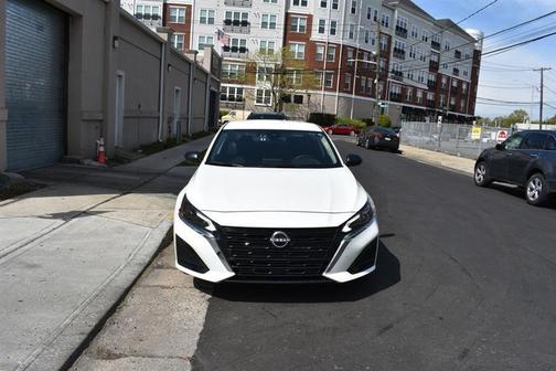 Pearl White Tricoat 2025 Nissan Altima 2.5 SV