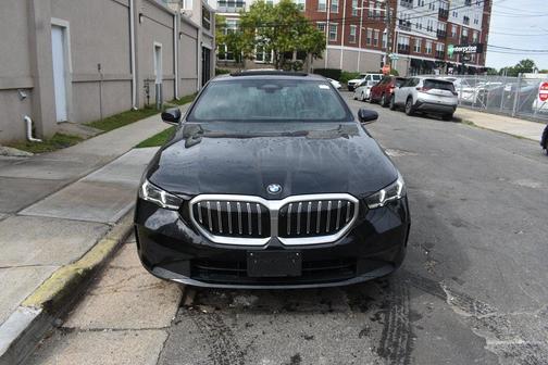 2024 BMW 530 i xDrive