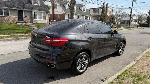 Black Sapphire Metallic 2018 BMW X6 sDrive35i