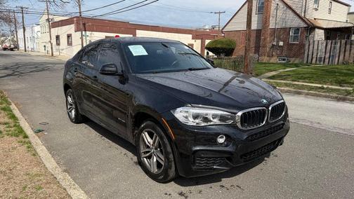 Black Sapphire Metallic 2018 BMW X6 sDrive35i