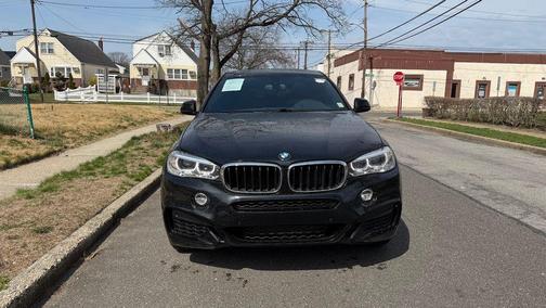 Black Sapphire Metallic 2018 BMW X6 sDrive35i
