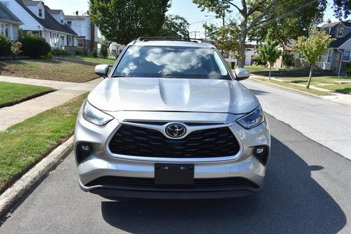 2021 Toyota Highlander Hybrid LE