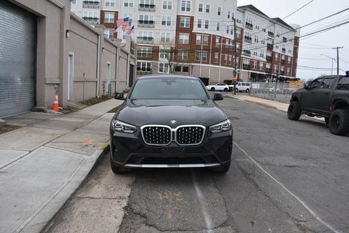 2024 BMW X4 xDrive30i