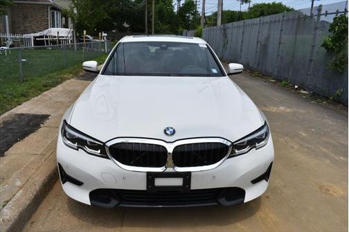 2022 BMW 330 xDrive