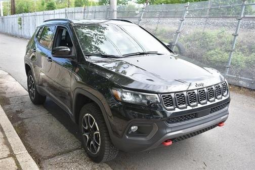 2024 Jeep Compass Trailhawk