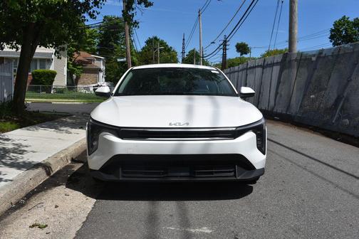 Snow White Pearl 2025 Kia K4 LXS