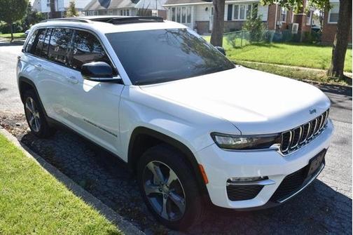 2023 Jeep Grand Cherokee 4xe Base