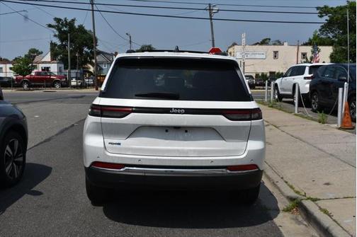 2023 Jeep Grand Cherokee 4xe Base