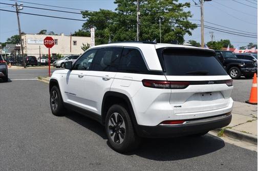 2023 Jeep Grand Cherokee 4xe Base