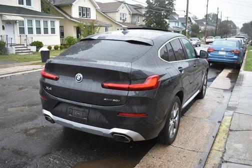 2024 BMW X4 xDrive30i
