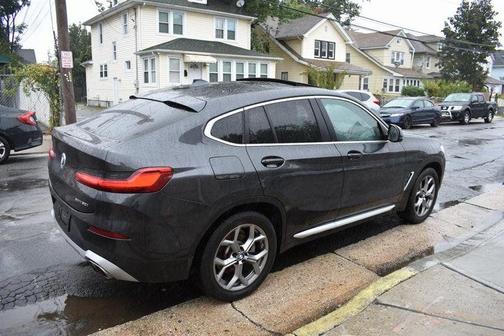 2024 BMW X4 xDrive30i