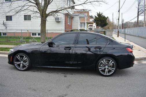 2024 BMW 330 i xDrive