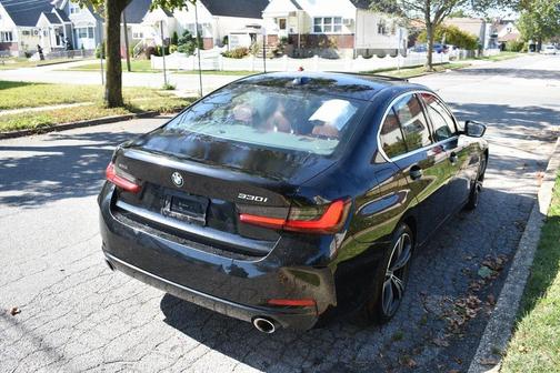 2024 BMW 330 i xDrive