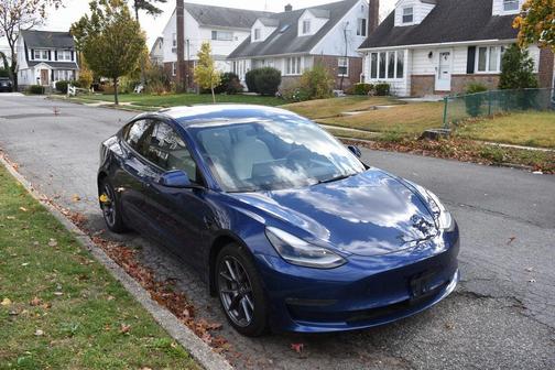 2022 Tesla Model 3 Long Range