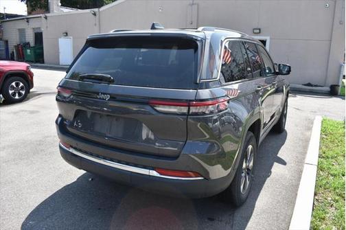2023 Jeep Grand Cherokee 4xe Base