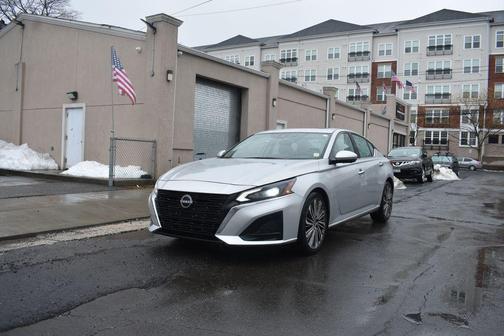 2023 Nissan Altima 2.5 SL