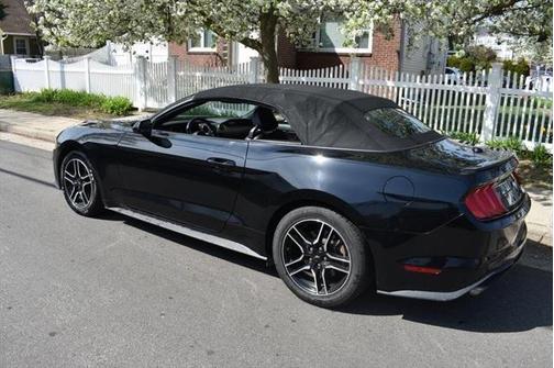 2023 Ford Mustang EcoBoost Premium